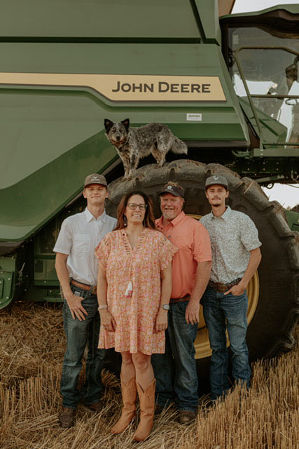 Fat Hen Farmhouse, Family Picture
